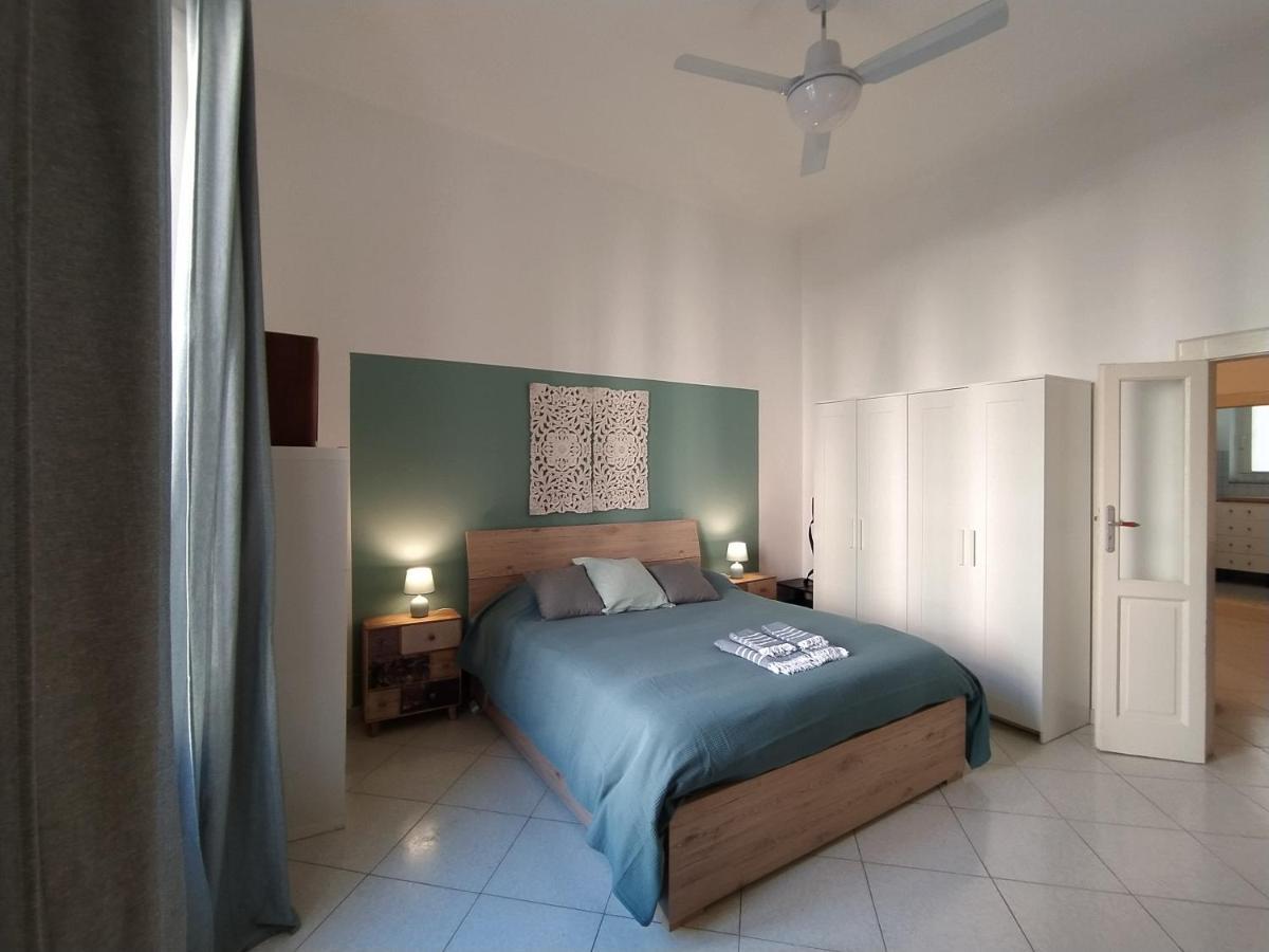 Flower 11 Apartment Бари Экстерьер фото