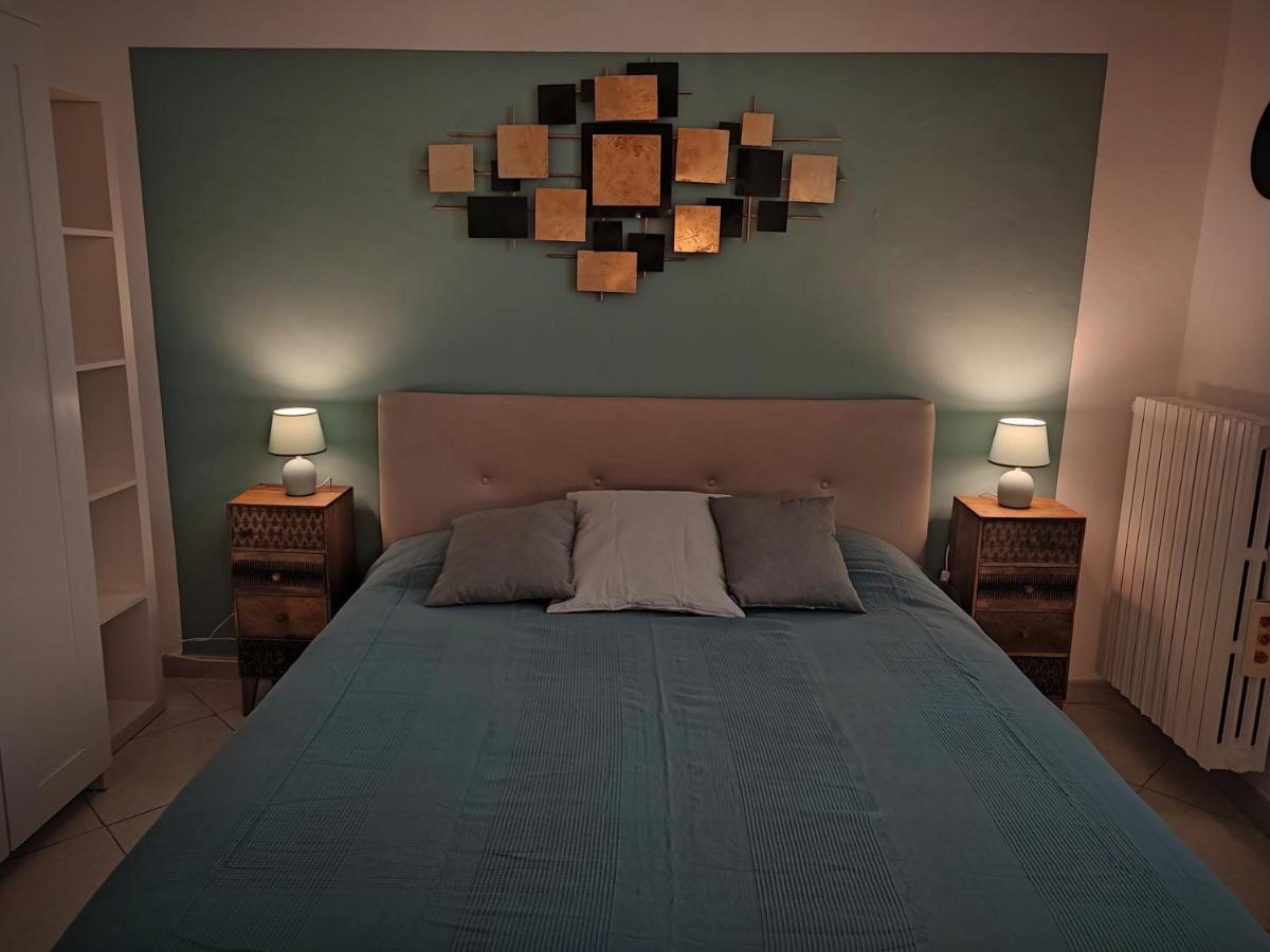 Flower 11 Apartment Бари Экстерьер фото