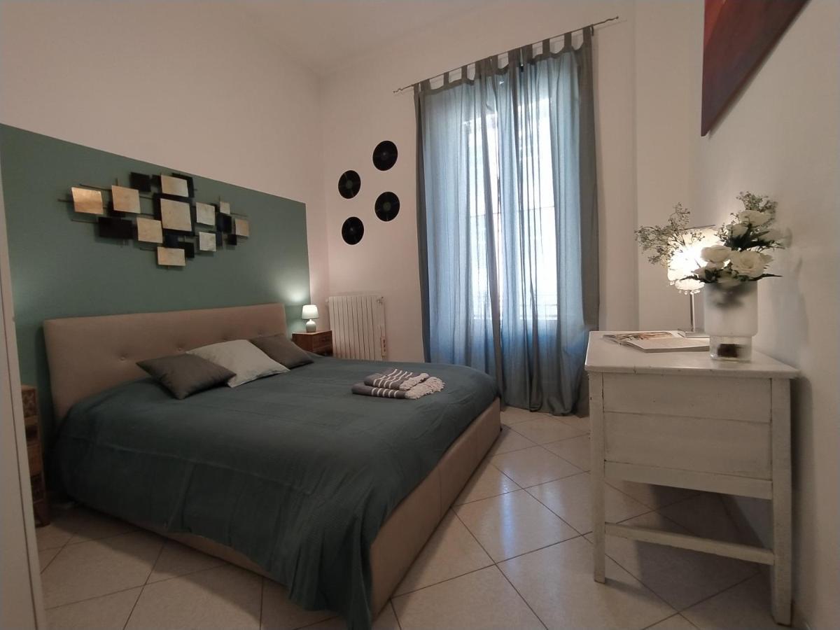 Flower 11 Apartment Бари Экстерьер фото